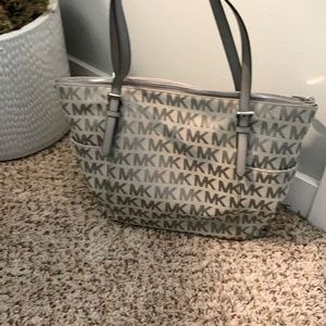 Michael Kors Tote
